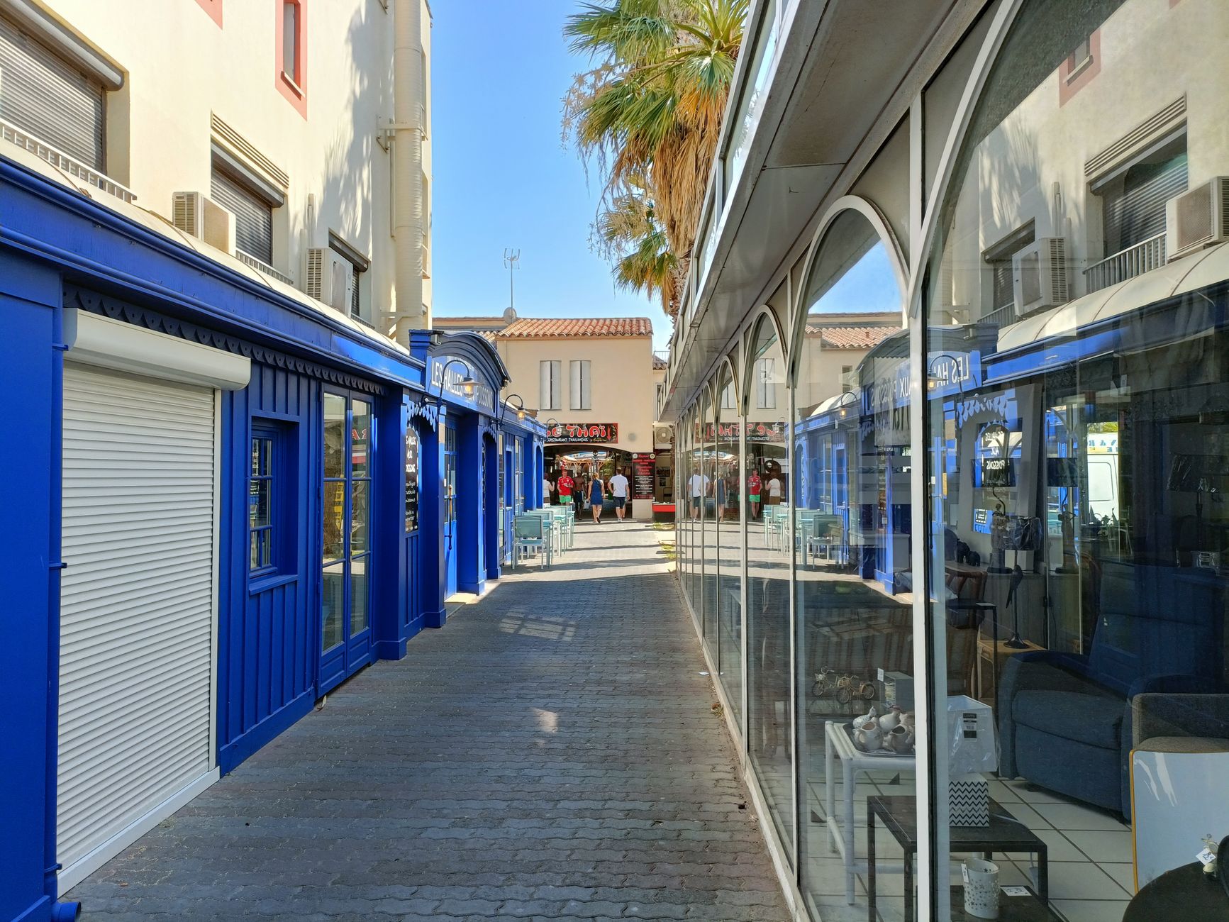Agence immobilière commerciale équipe à Nantes